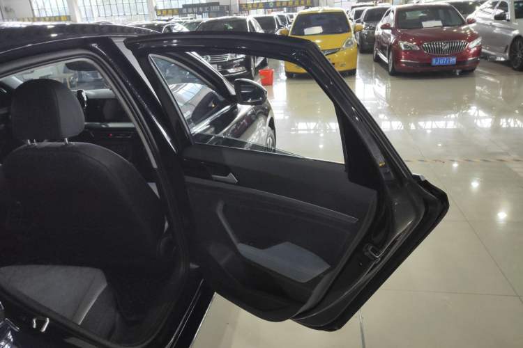 Used Volkswagen Lavida 2024 1.5L Automatic Full-Comfort Version