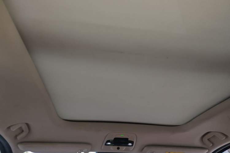 Used Nio ES8 2018 355 km Base Version 7-Seater Edition Headliner