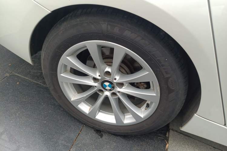 Used BMW 3 Series GT 2017 320i Sport Edition
