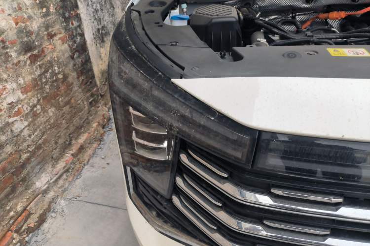 Used JAC X8 E 2024 Joyful Edition 7-Seater
