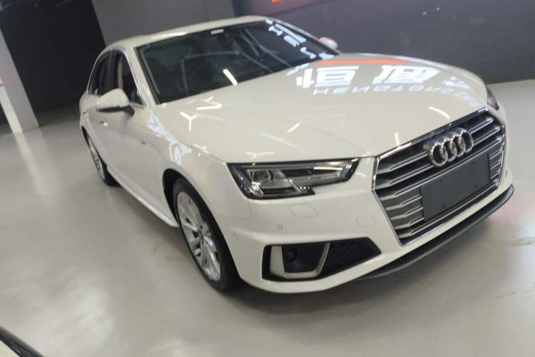 Used Audi A4L 2019 40 TFSI Fashion Version China V