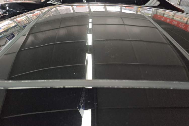 Used BYD Han 2022 EV Genesis Edition 715KM Front-Wheel-Drive Prestige Model Roof