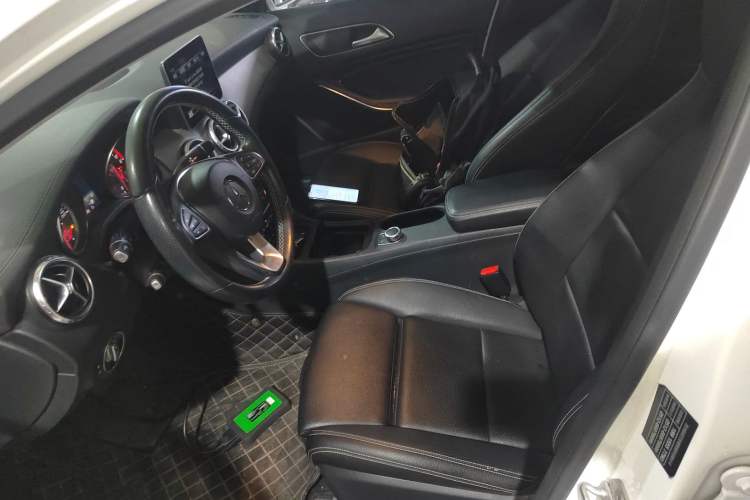 Used Mercedes-Benz GLA 2016 GLA 200 Fashion Model
