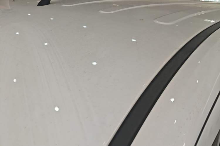 Used Wuling Yangguang 2024 300km Range Practical Window-Sealed Version 60kW Roof