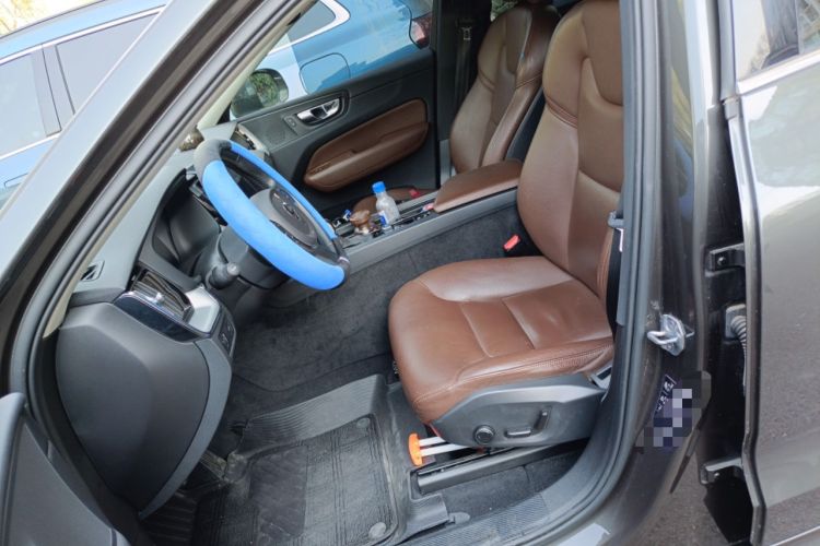 Used Volvo XC60 2019 T5 4x4 Smart Edition China V Standard