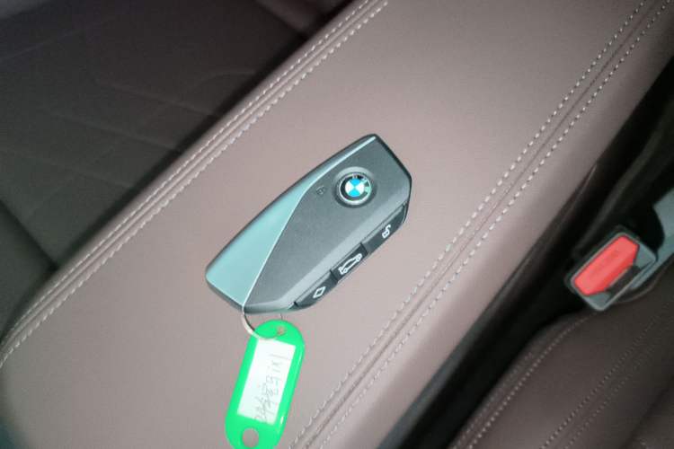 Used BMW iX1 2023 eDrive25L X Design Package Vehicle Key