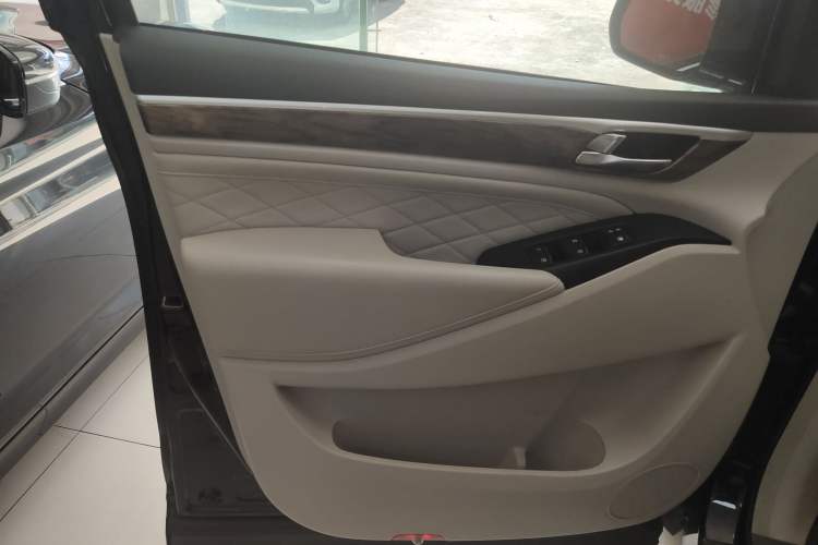 Used GAC Trumpchi M8 2018 320T Luxury Edition