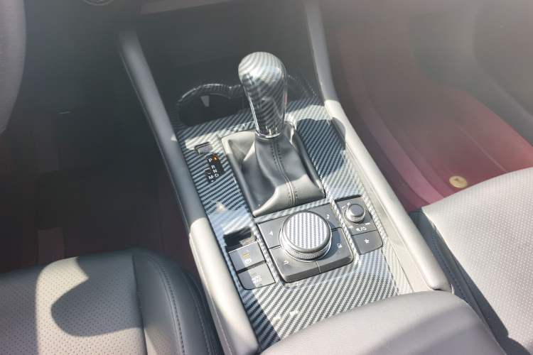 Used Mazda 3 Axela 2023 2.0L Automatic Zhiqing Edition