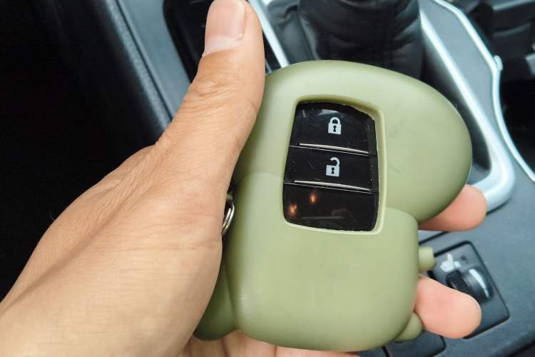 Used Toyota Highlander 2018 2.0T Four-Wheel Drive Luxury Version 7 Seats China VI Standard