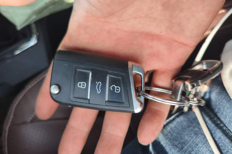 Used Bisu T5 2017 1.5T Manual Luxury Model