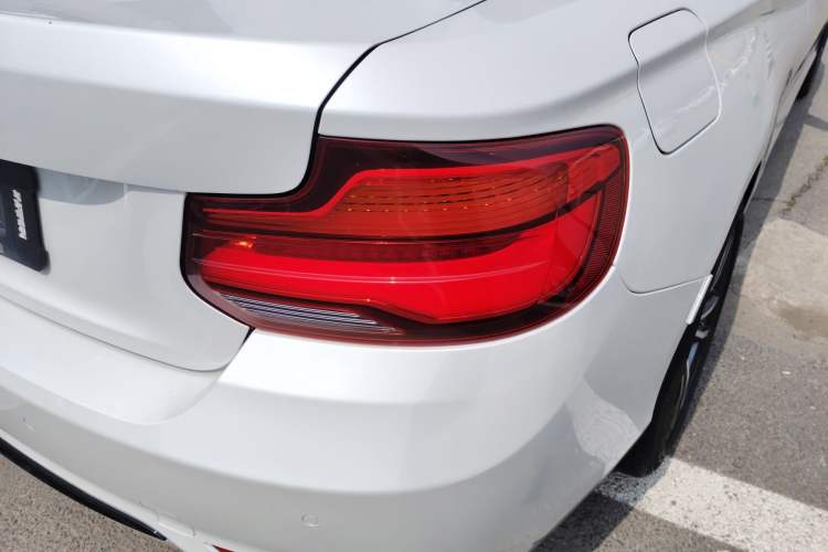 Used BMW 2 Series 2018 220i Convertible Coupe Sports Design Package