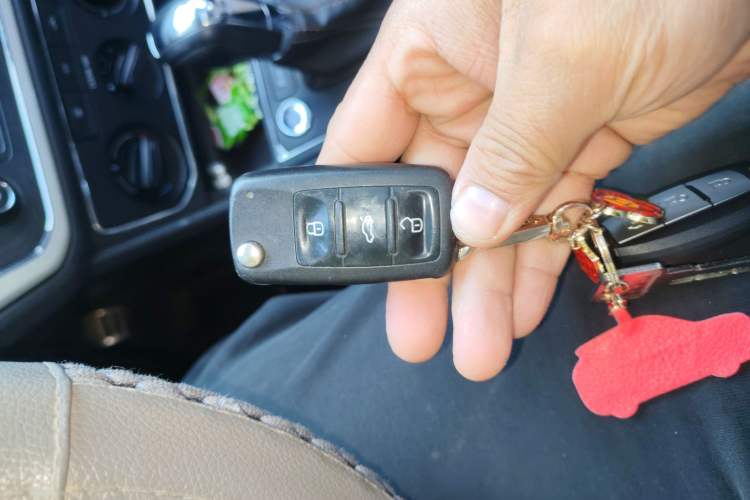 Used Volkswagen Cross Lavida 2017 1.6L Automatic Comfort Edition