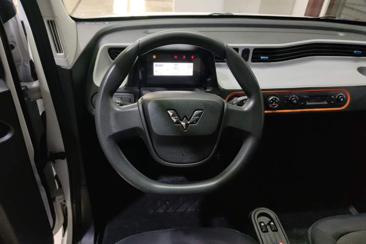 Used Wuling Hongguang MINIEV 2022 Easy Version Lithium Iron Phosphate