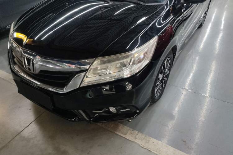 Used Honda Crider 2013 1.8L automatic luxury edition