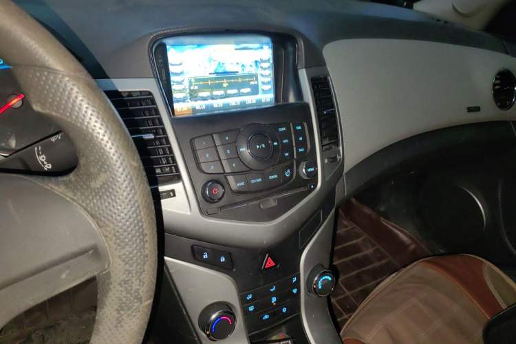 Used Chevrolet Cruze 2014 1.6L SL Millionth Anniversary Edition MT