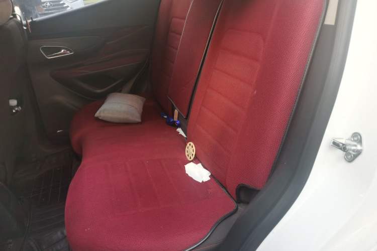 Used Buick Encore 2015 1.4T Manual Two-Wheel Drive Urban Advanced Model
