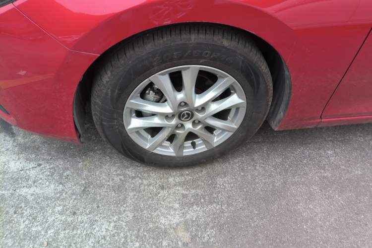 Used Mazda 3 Axela 2017 Hatchback 1.5L Automatic Luxury Model Emission Standard China V