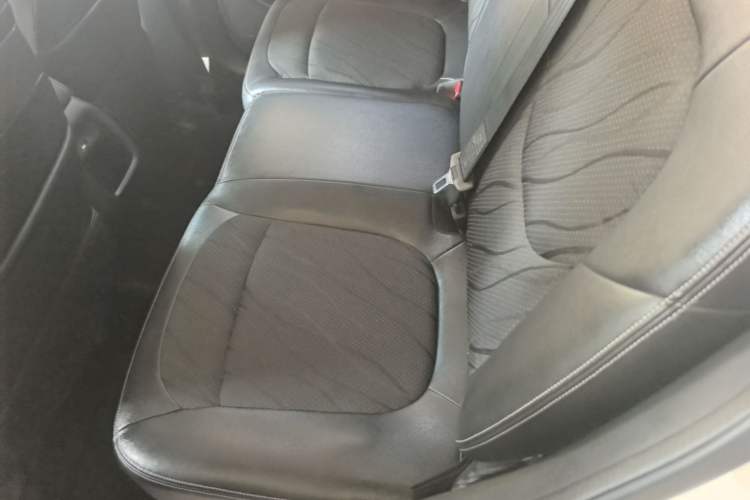Used Baojun 510 2017 1.5L Manual Fashion Model