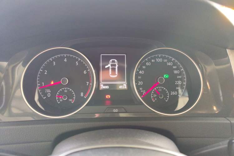 Used Volkswagen Golf 2017 230TSI Automatic Luxury Million-Vehicle Commemorative Edition