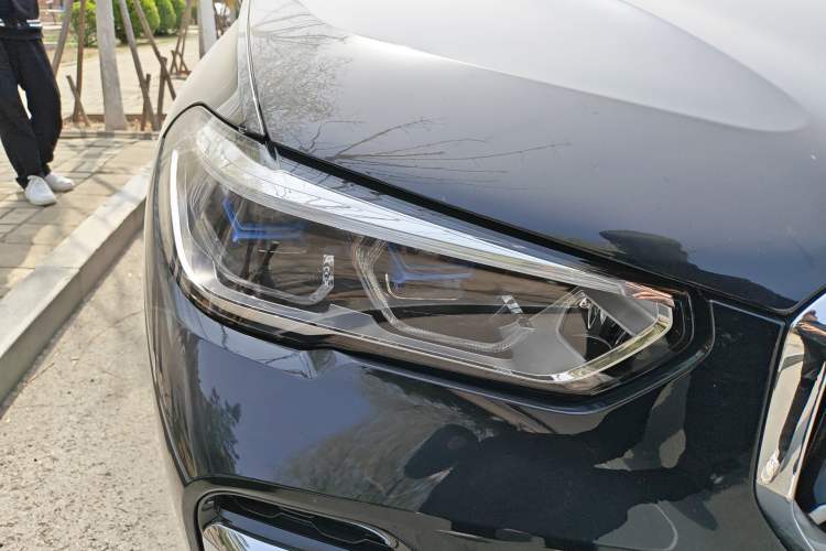 Used BMW X5 2022 Restyled xDrive 40Li Luxury Edition M Sport Package Right Front Headlight