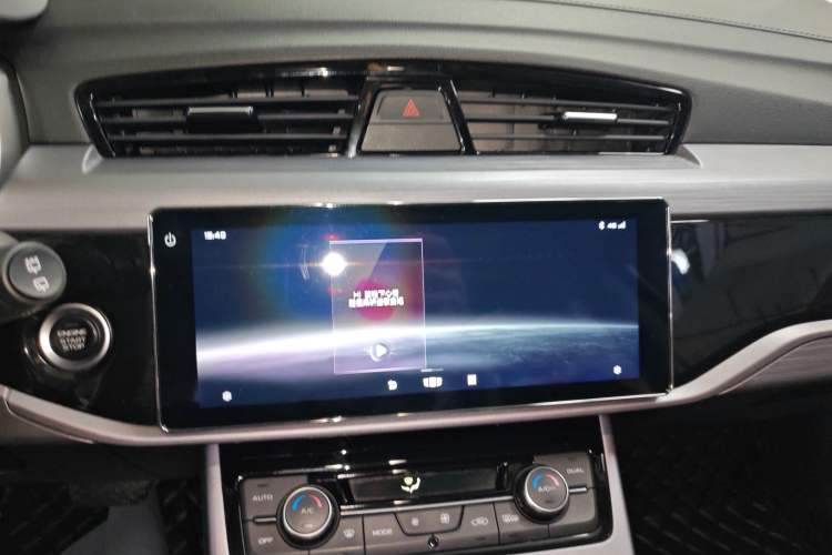 Used Geely Auto Emgrand X7 Sport 2021 Million Edition 1.8TD DCT Two-Wheel Drive Comfort Model
