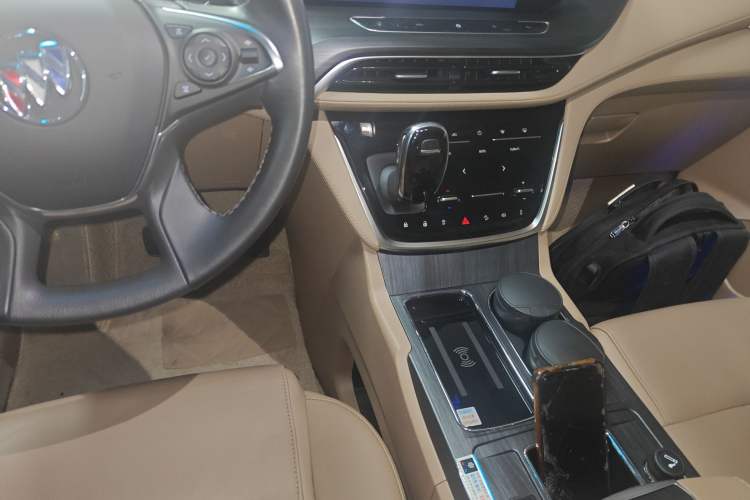 Used Buick GL8 2021 ES Land Cruiser 653T Luxury Edition