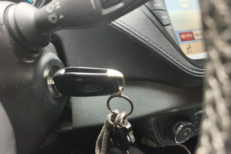 Used Ford Escort 2017 Happiness Edition 1.5L Automatic Fashion Version
