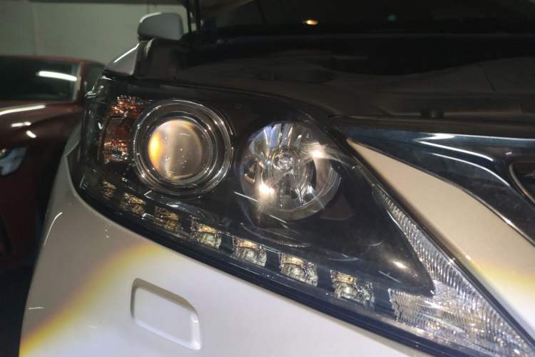 Used Lexus RX Classic 2013 270 Elite Edition Right Front Headlight