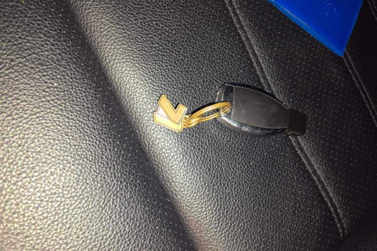 Used Mercedes-Benz GLE Coupe 2017 GLE 400 4MATIC Coupe SUV Vehicle Key