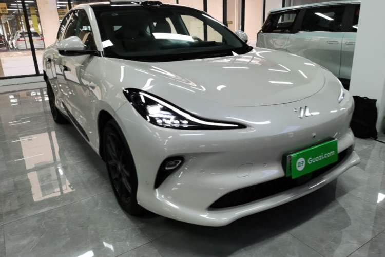 Used IM LS6 2025 Lingxi Intelligent Driving Edition Front Right 45 Deg