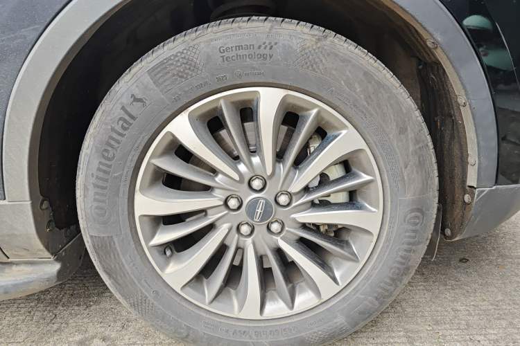 Used Lincoln Nautilus 2019 2.0T Two-Wheel Drive Luxury Edition China VI Standard
