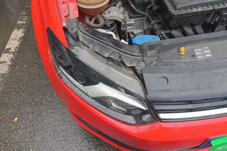 Used Volkswagen Polo 2016 1.4L Manual Fashion Model