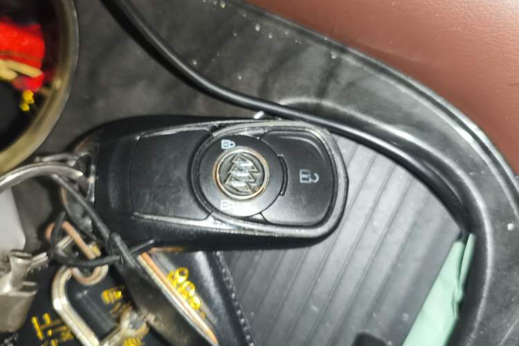 Used Buick Envision 2016 20T Two-Wheel-Drive Elite Model
