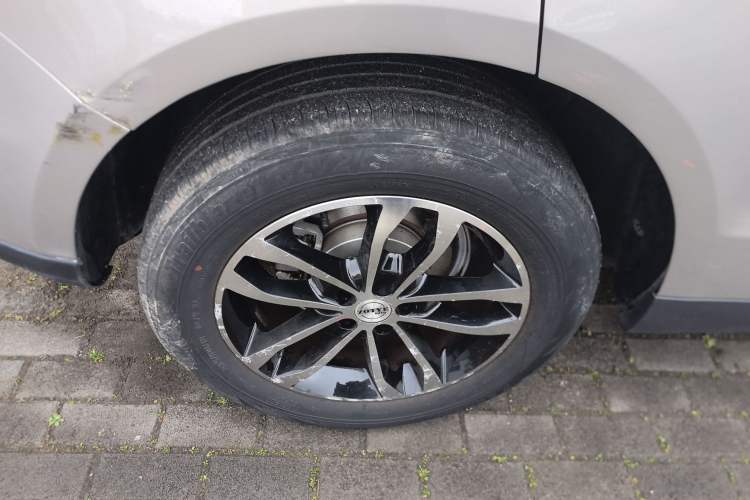 Used Zotye T600 2015 Family Edition 2.0T Manual Luxury Version
