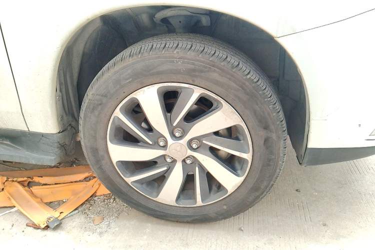 Used Mitsubishi ASX 2016 1.6L Manual Two-Wheel Drive Entry Version
