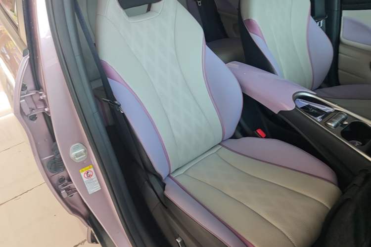 Used BYD Dolphin 2023 420 km Fashion Edition