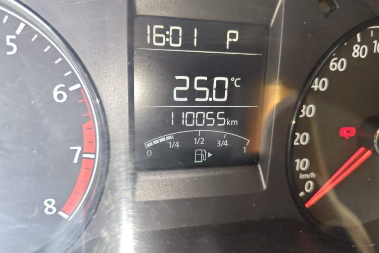 Used Volkswagen Polo 2016 1.4L Cross Polo Automatic Odometer Close Up