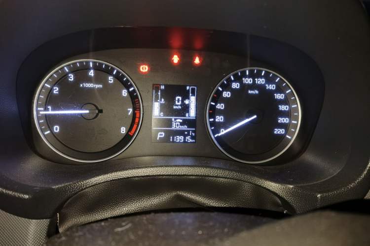 Used Hyundai ix25 2015 1.6L Automatic Two-Wheel Drive Smart GLS Trim
