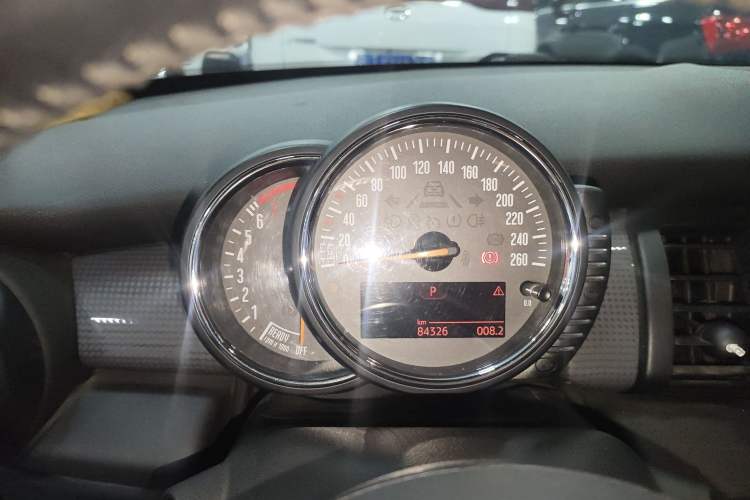 Used MINI MINI 2014 1.5T COOPER Fun