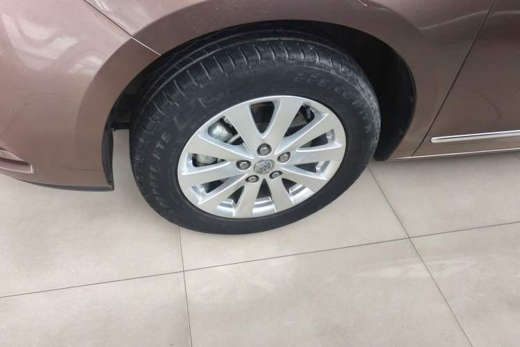 Used Buick GL8 2018 28T Luxury Model China VI Standard
