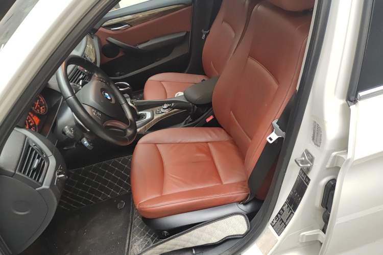 Used BMW X1 2012 xDrive28i
