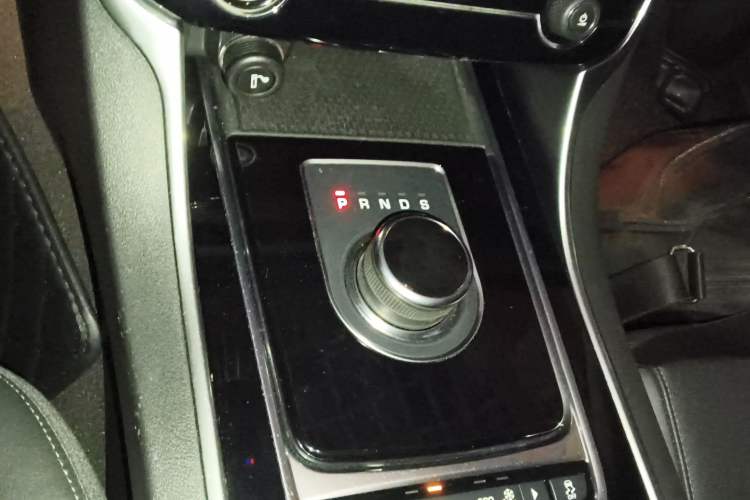 Used Jaguar XFL 2018 XFL 2.0T 200PS Luxury Edition
