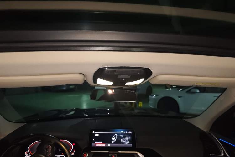 Used BMW X3 2021 Facelift xDrive25i Luxury Package Headliner