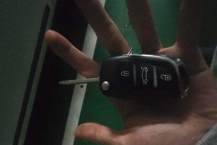 Used Citroen C5 2014 2.0L Automatic Zunyue Model