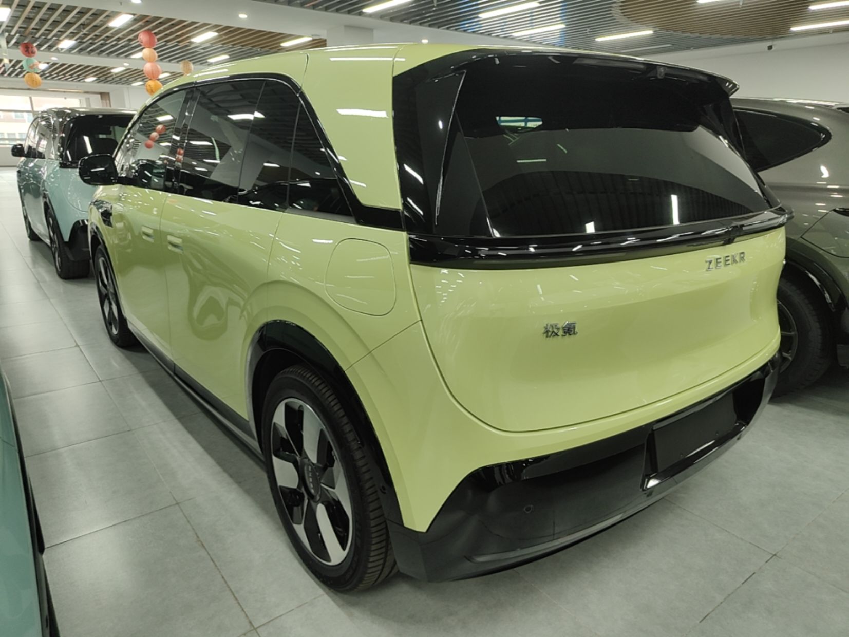 Zeekr MIX 2025 Intelligent Driving Version — снимка 4