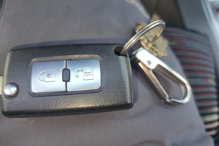 Used Mitsubishi Pajero 2015 3.0L Automatic Elite Overdrive Version China IV Standard
