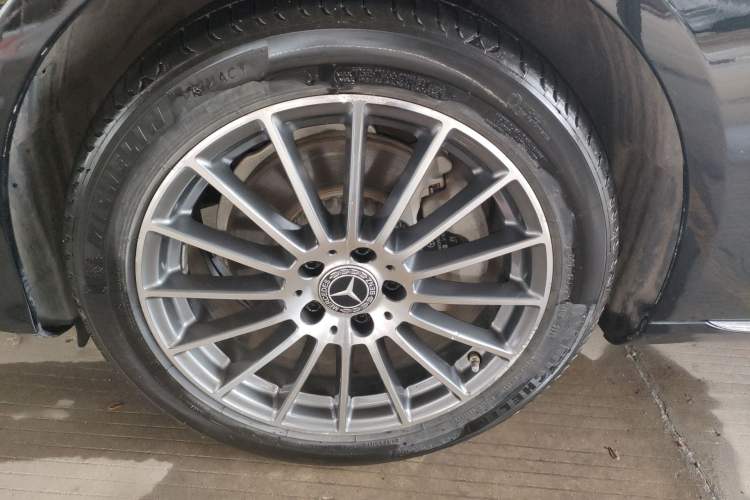 Used Mercedes-Benz E-Class 2020 E 260 L Left Front Wheel Hub