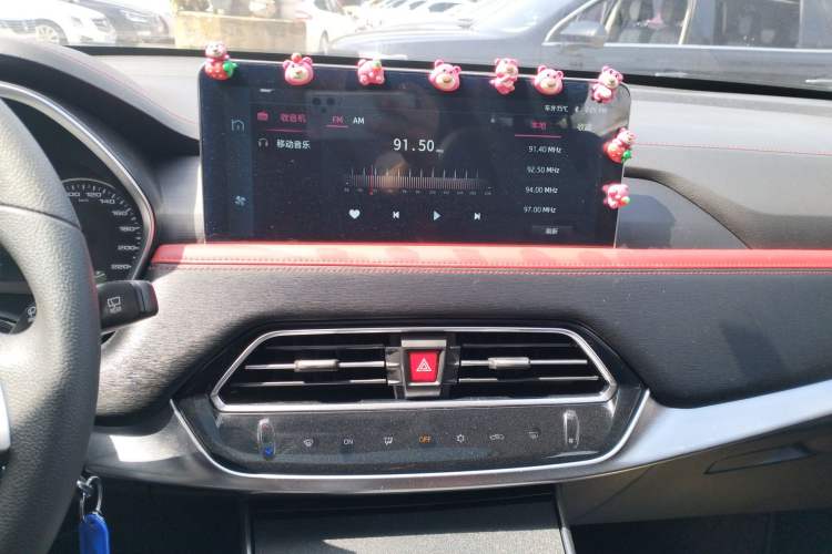 Used SOL X8 2021 300T DCT Panoramic Luxury Edition 5 Seats
