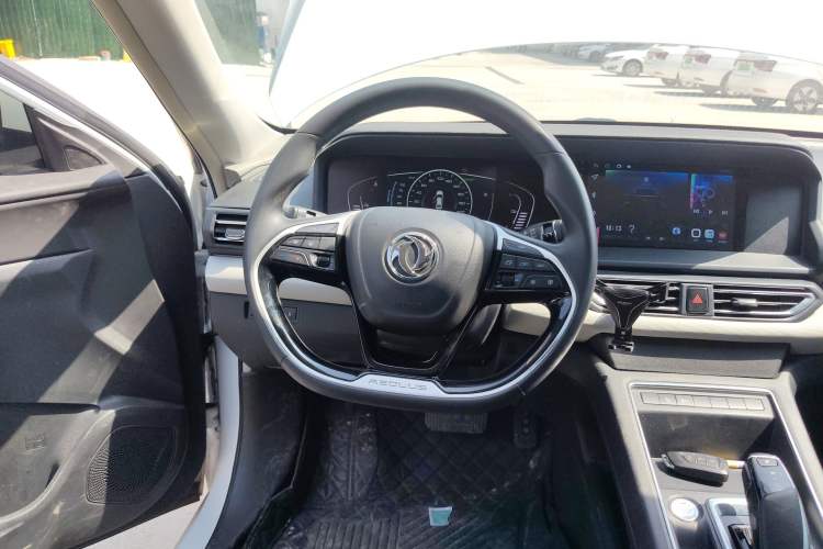 Used Dongfeng Aeolus E70 2021 Revised Version 360H Battery-Swap Edition
