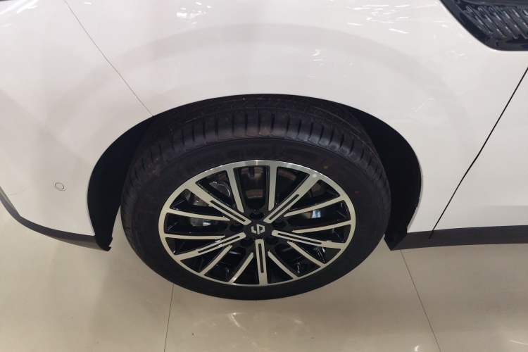 Used Leapmotor B10 2025 510 Joyful Edition Left Front Wheel Hub